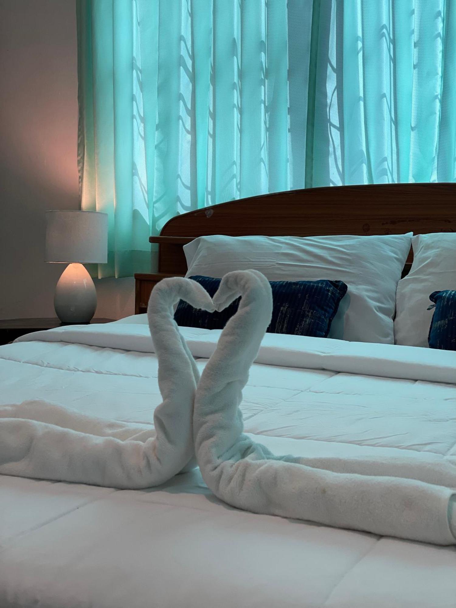 Sunrise Beach Villa سوراثاني المظهر الخارجي الصورة